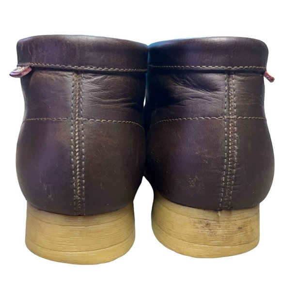 Collection by Clarks Wallabee Brown Oiled Leather Chukka Desert Shoes Mens 8.5 M main image 14